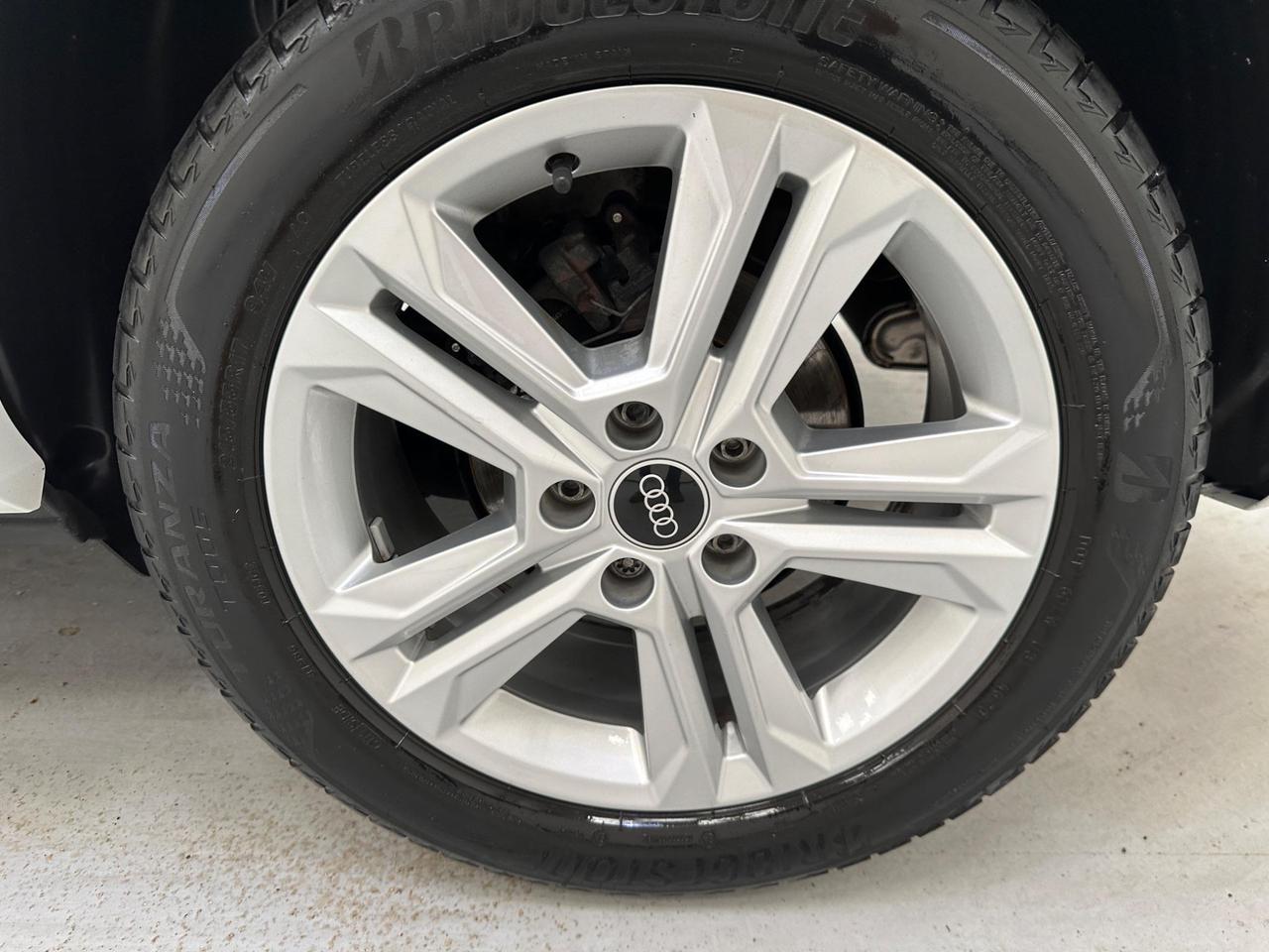 Audi Q2 KY21LKK