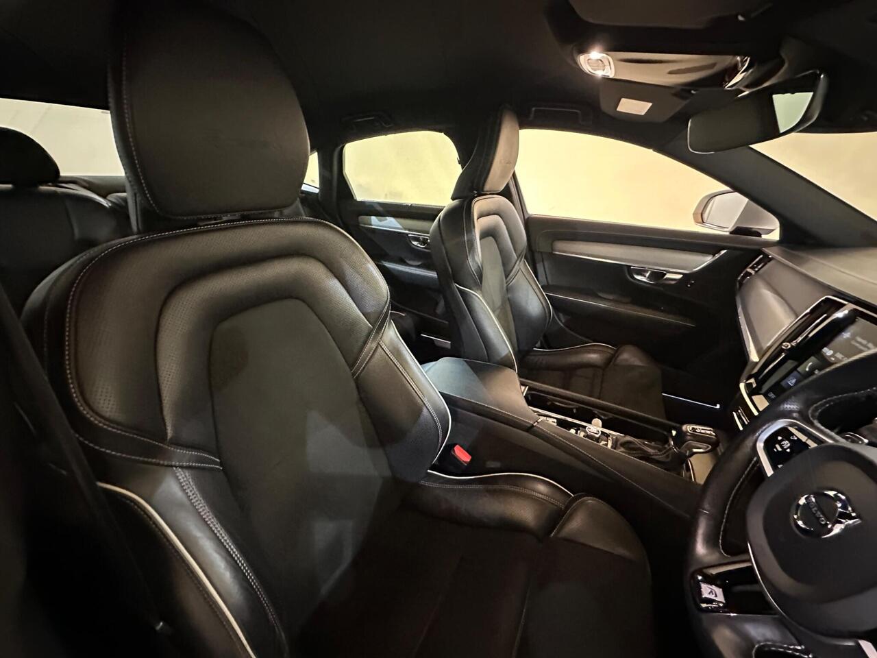 Volvo S90 SF68UOS