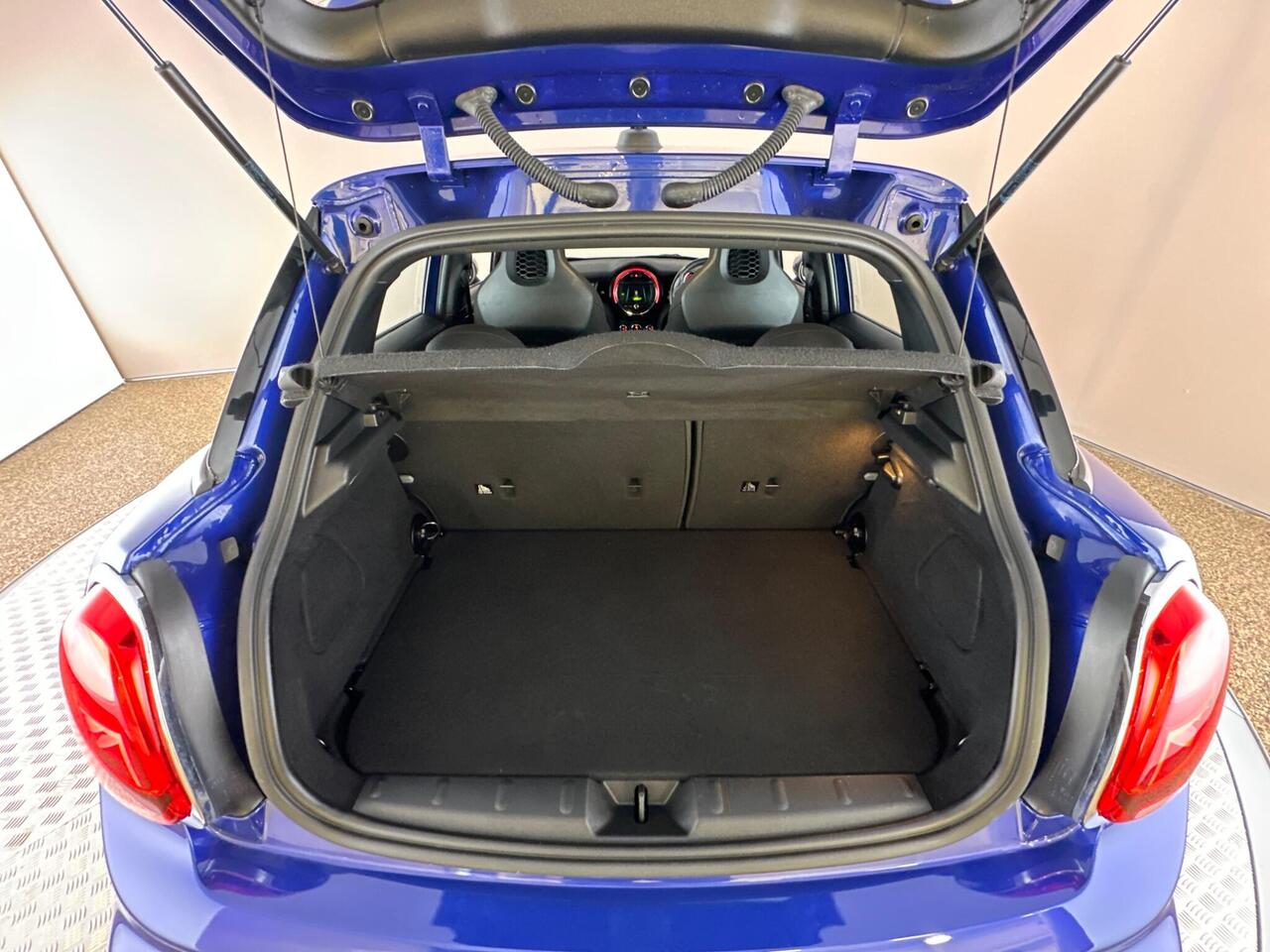 MINI Hatch FG70YLZ