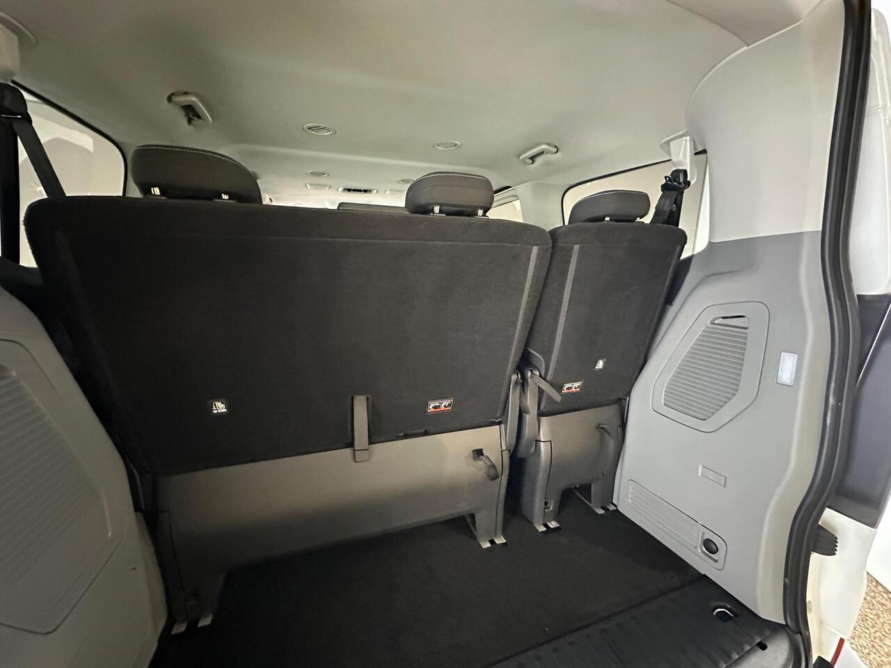 Ford Tourneo Custom EN24FSZ