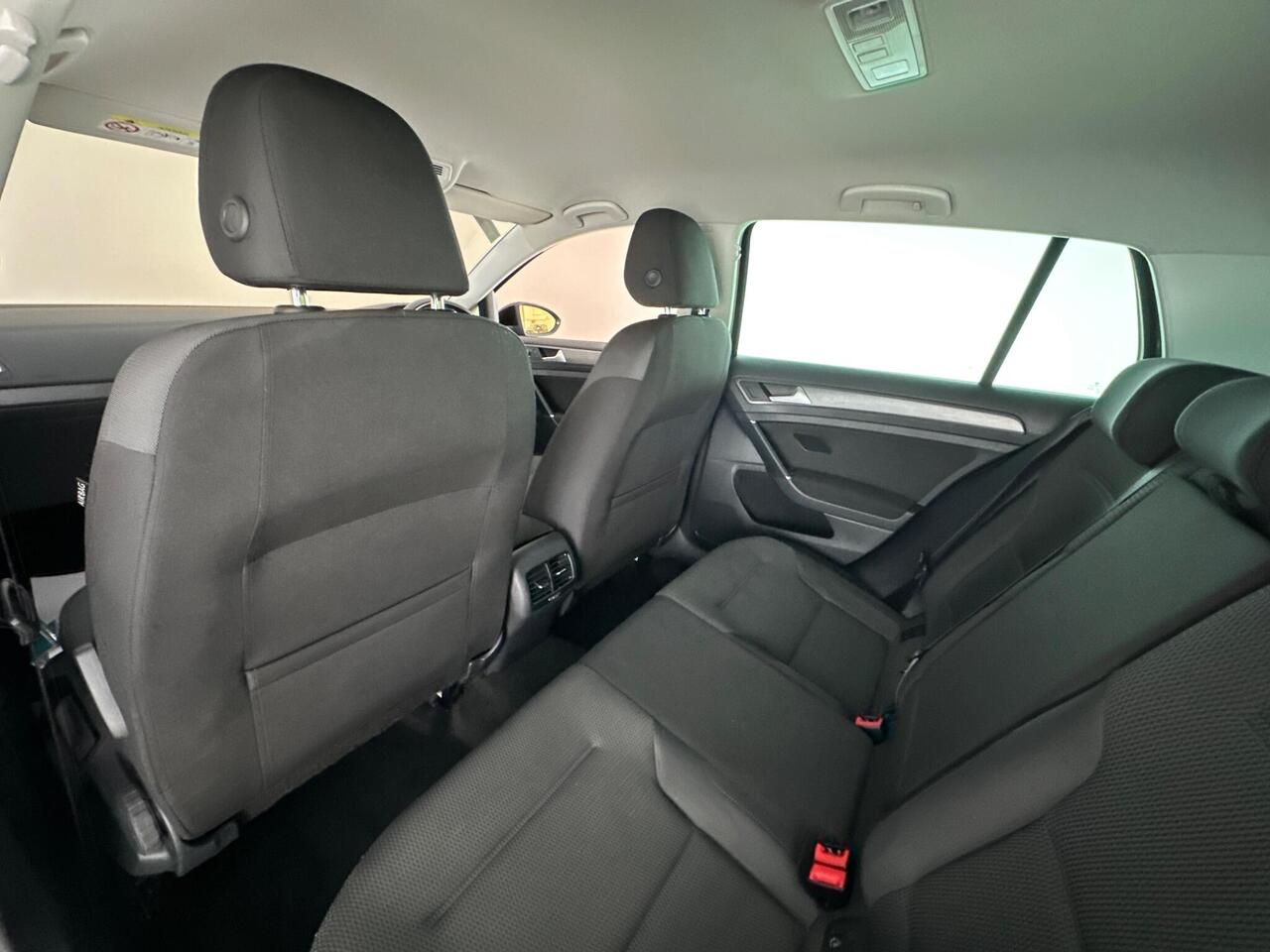 Volkswagen e-Golf SH19YMK