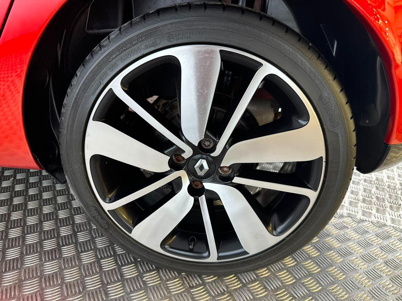 Renault Clio LO64FZP