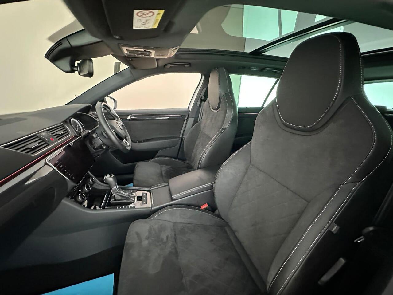 Skoda Superb OE67FTU