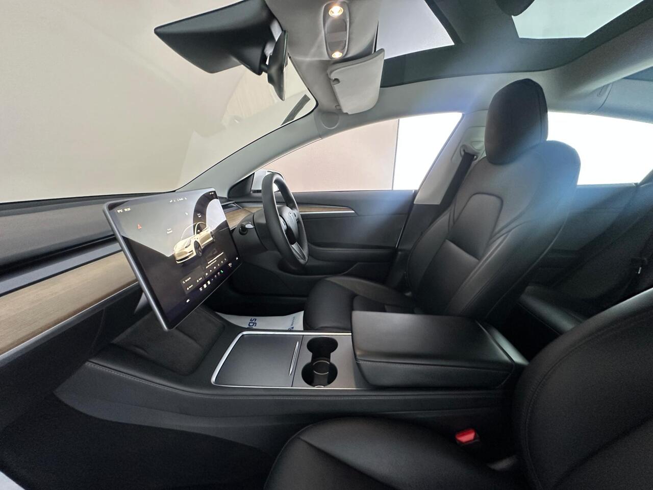 Tesla Model 3 AF72VVZ
