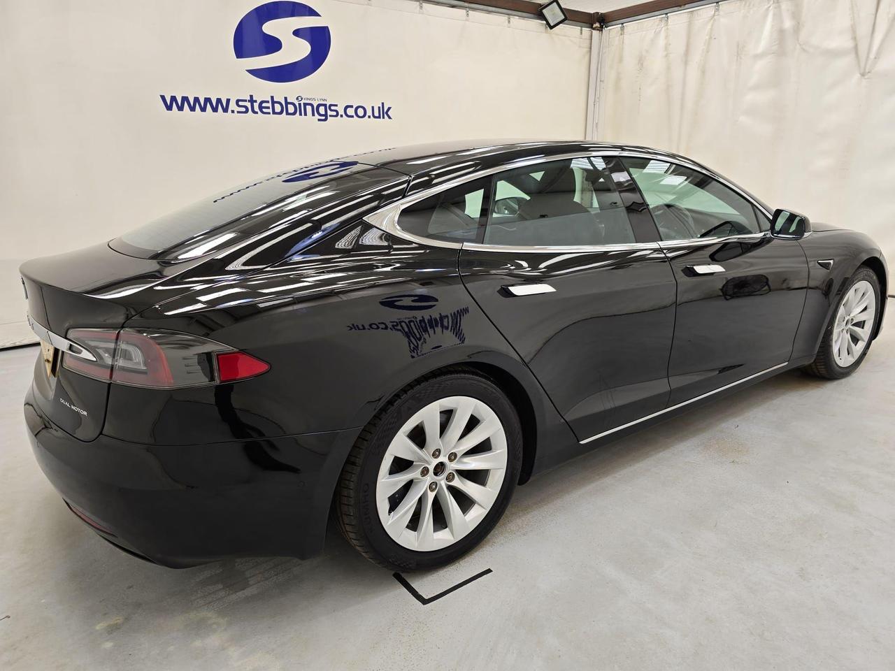Tesla Model S BN20DGE