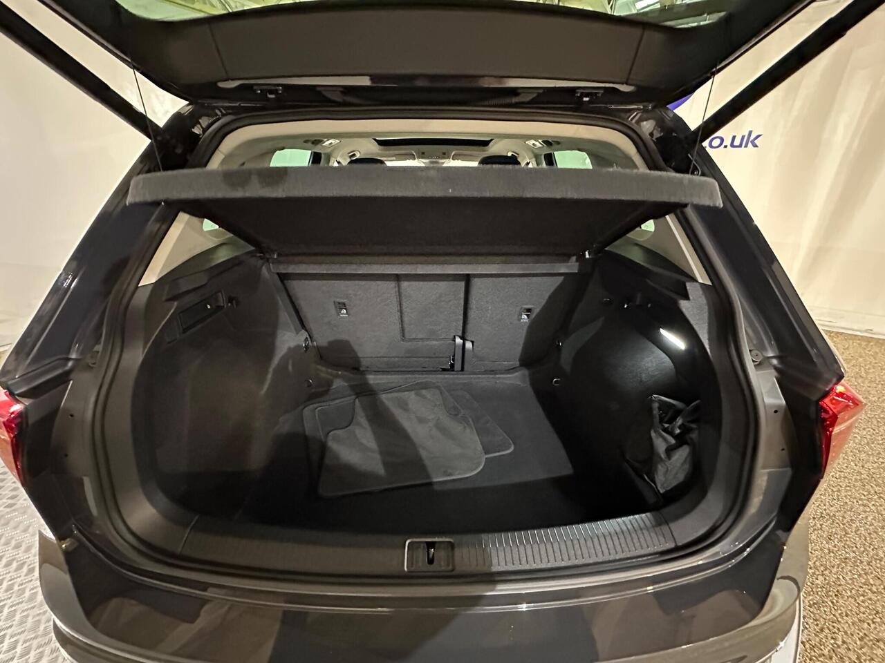 Volkswagen Tiguan KS23ORJ