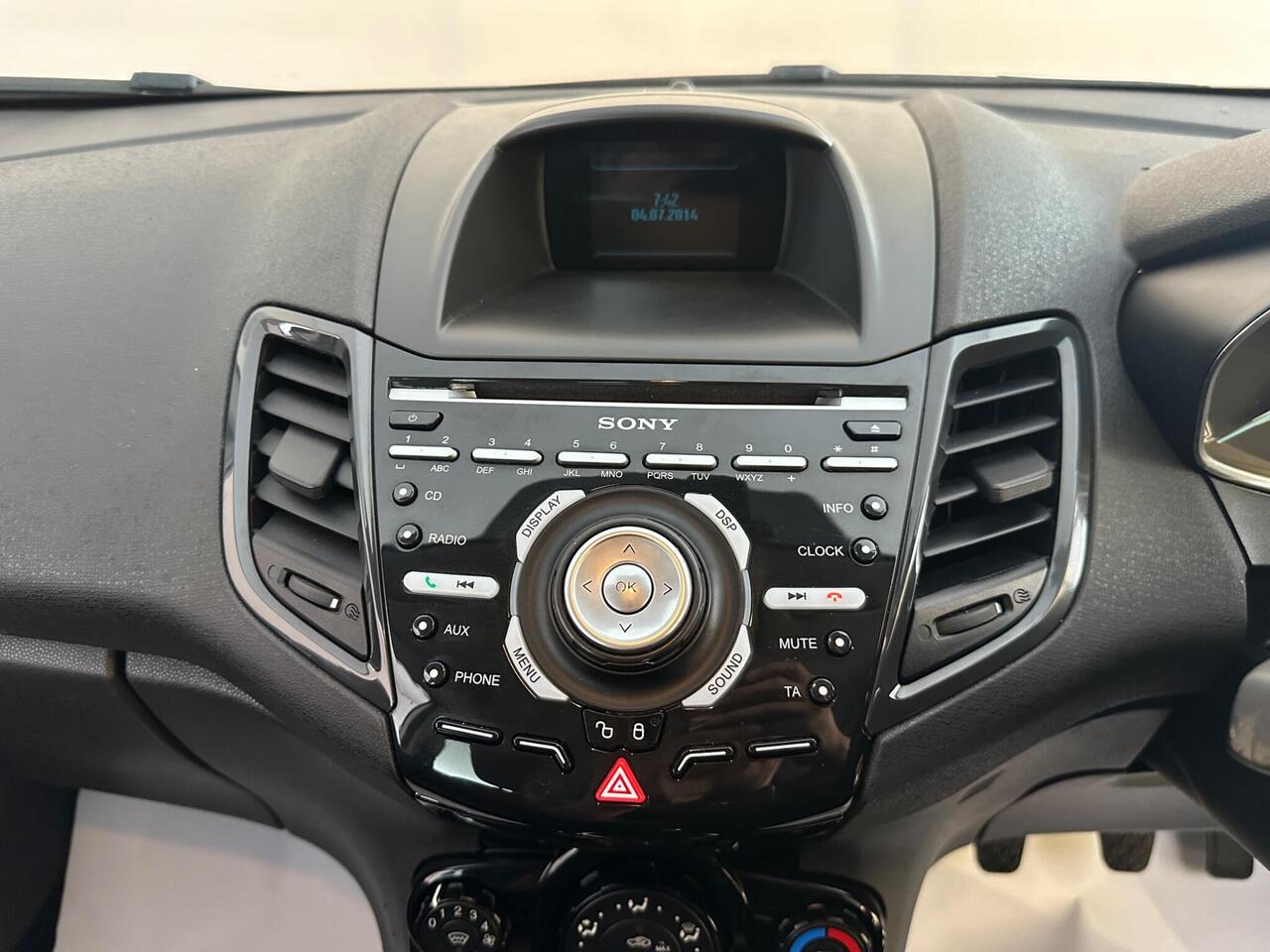 Ford Fiesta DX64JFU