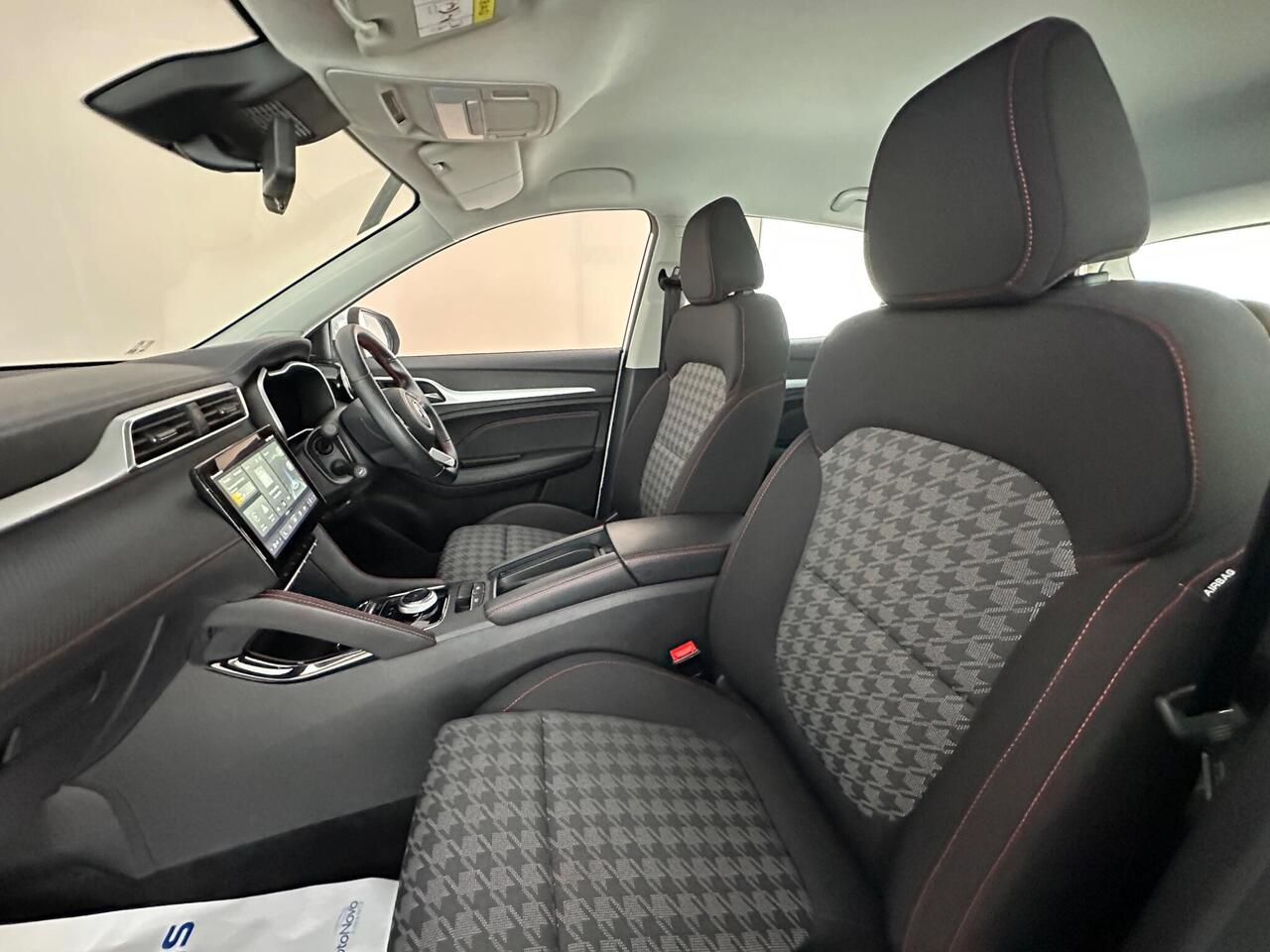 MG MG ZS YP23FVR