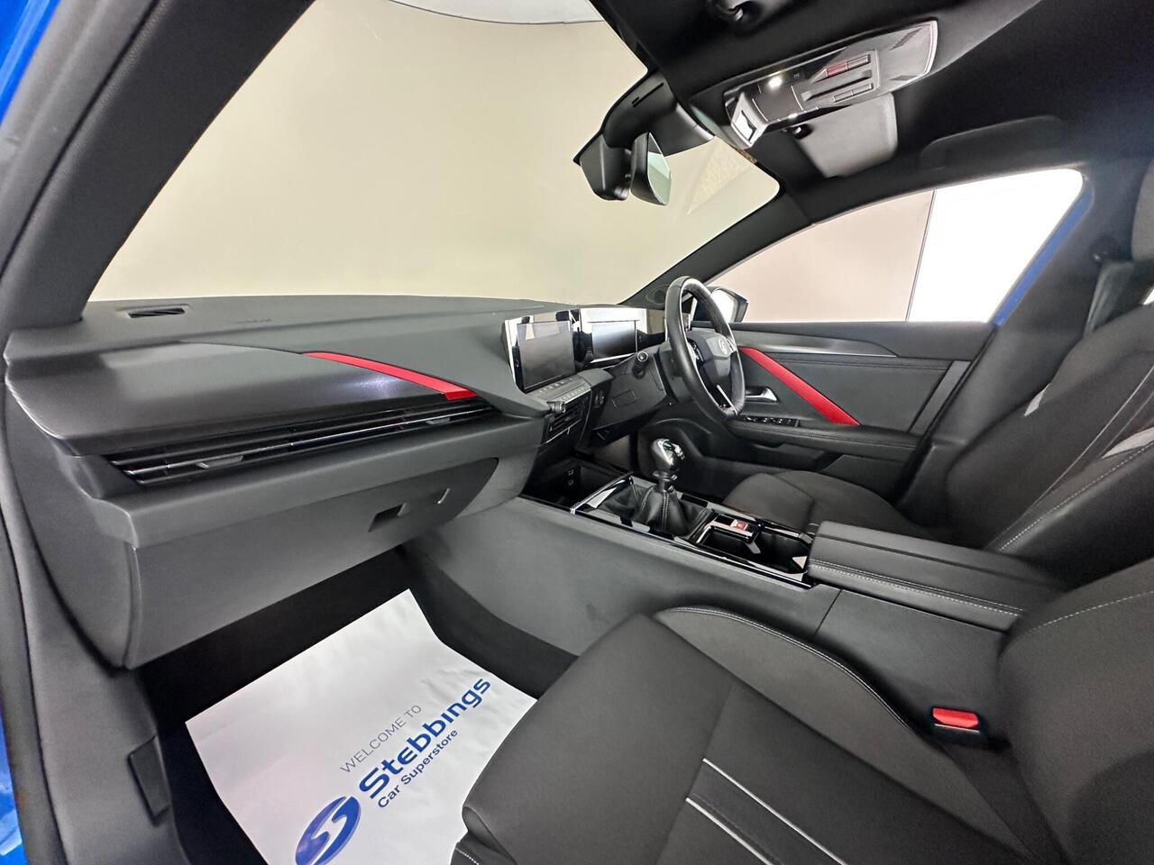 Vauxhall Astra WR72FGG