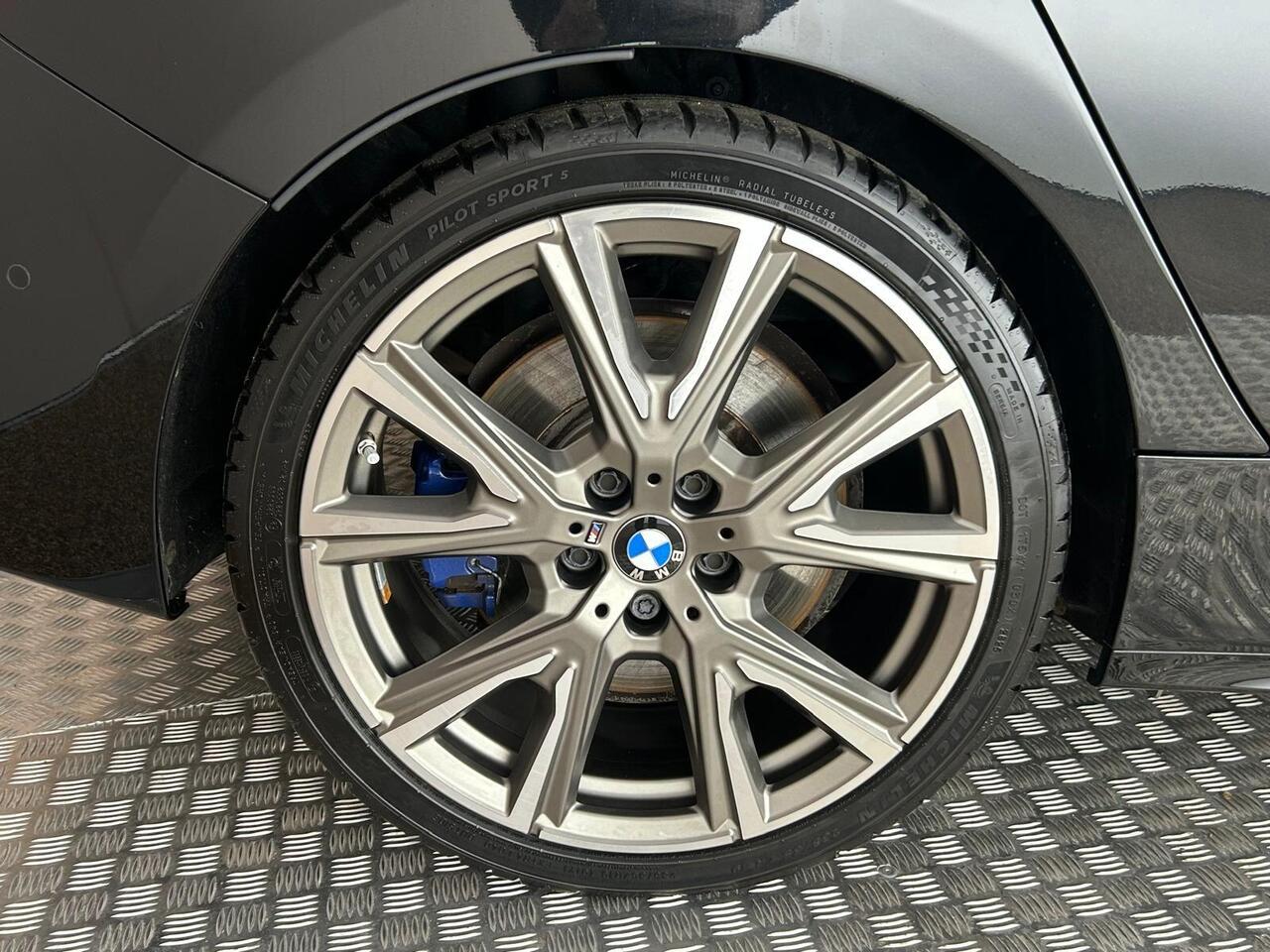 BMW 1 Series HT72LKK