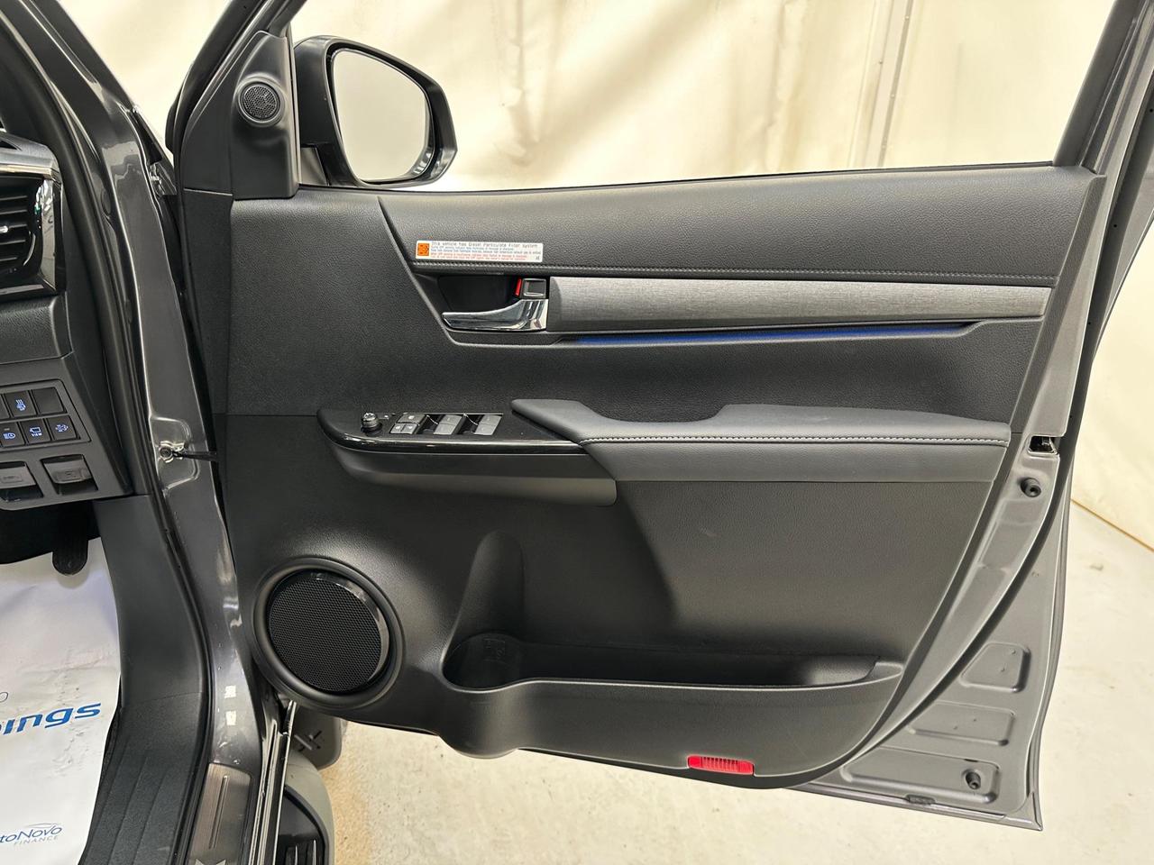 Toyota Hilux H11LUX