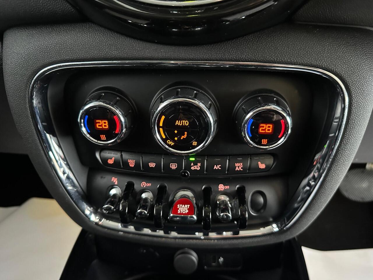 MINI Clubman MJ21RYZ