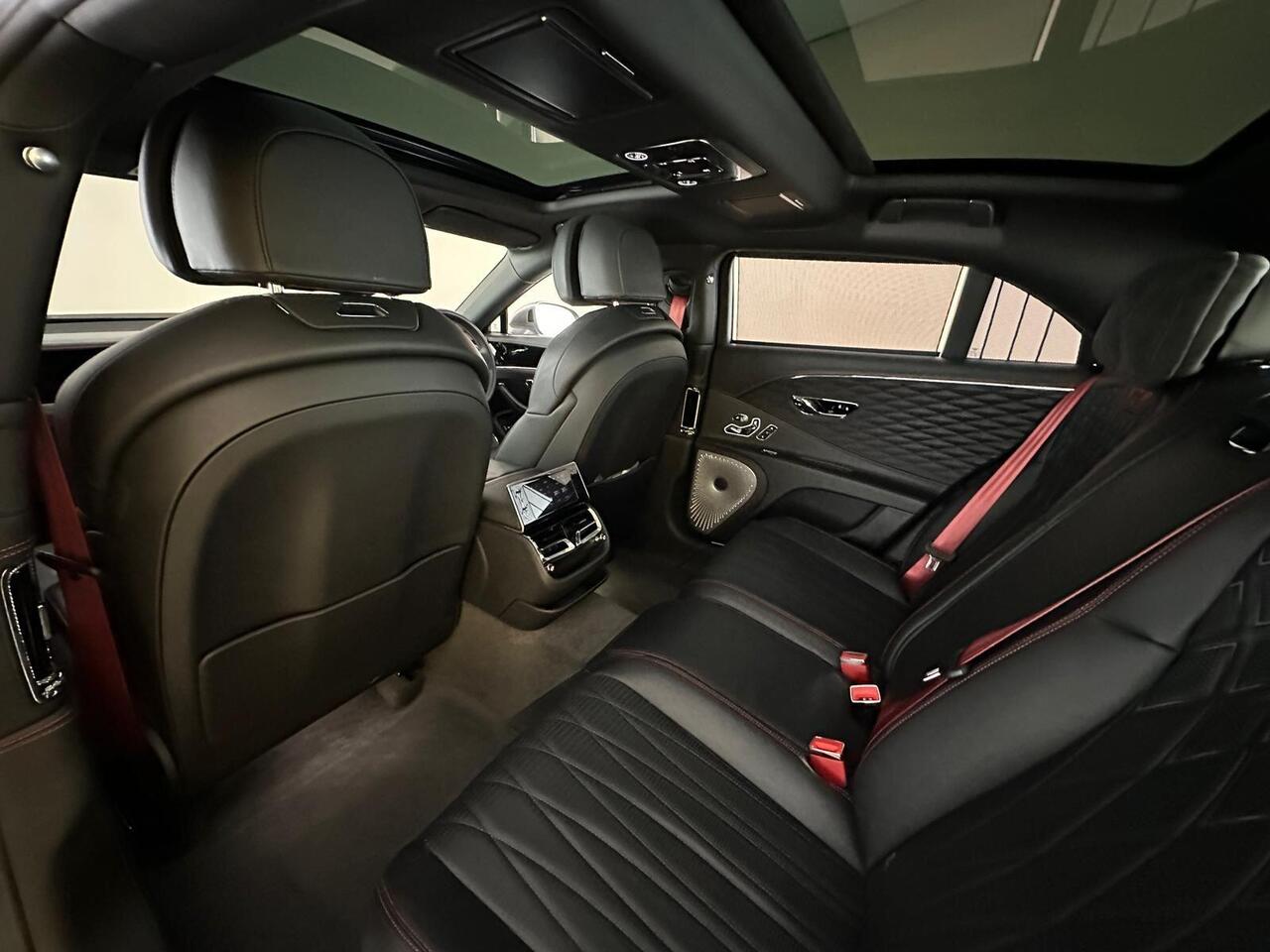 Bentley Flying Spur SN71VZD