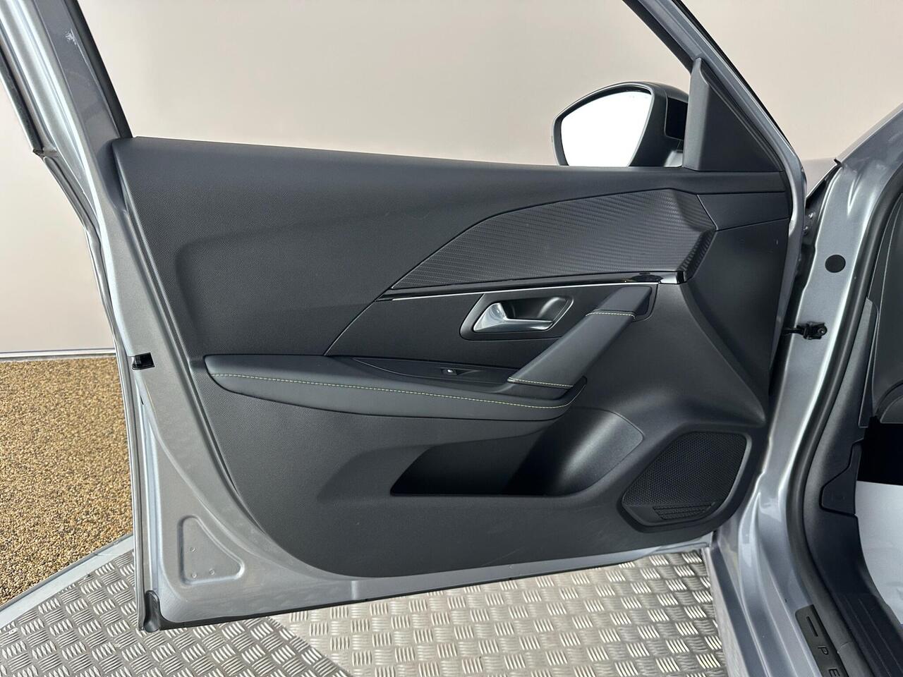 Peugeot E-208 EX71WCM