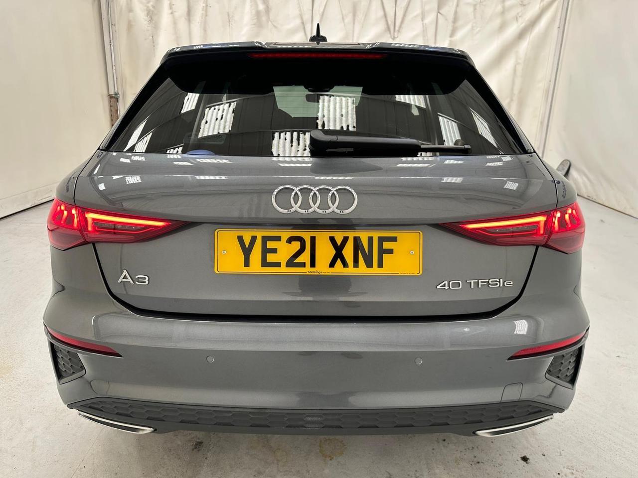 Audi A3 YE21XNF