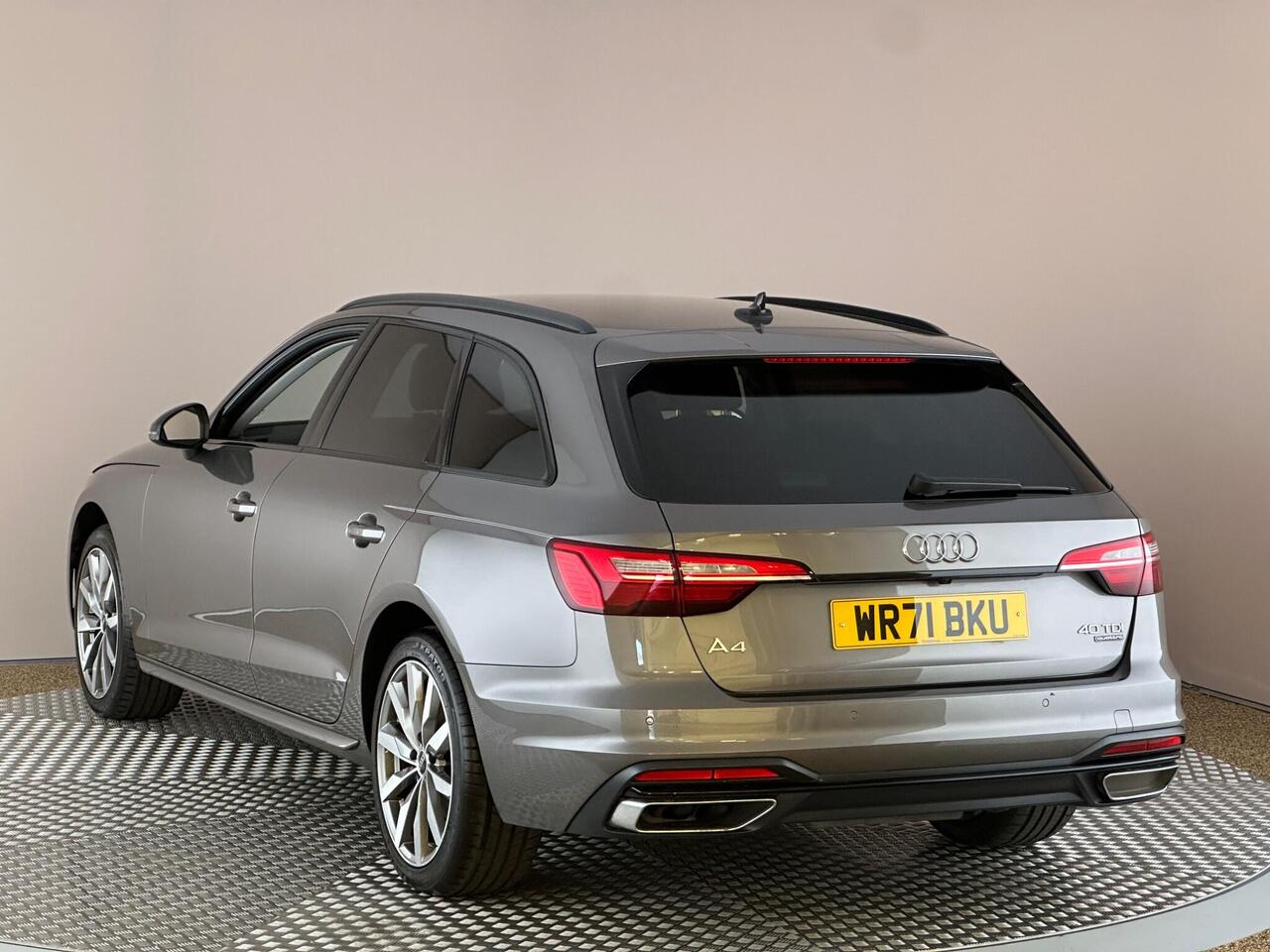 Audi A4 Avant WR71BKU