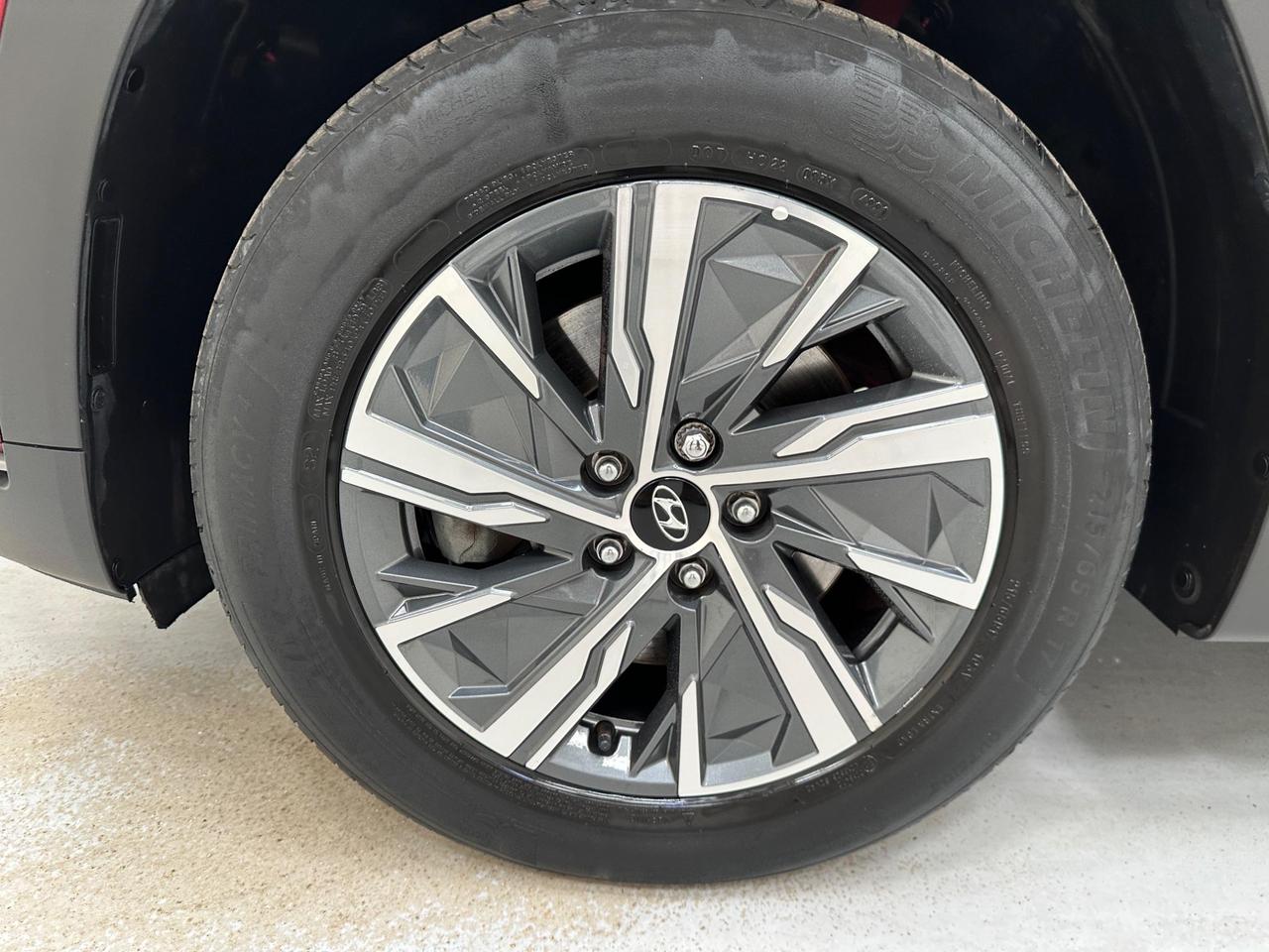 Hyundai TUCSON LG21MHN