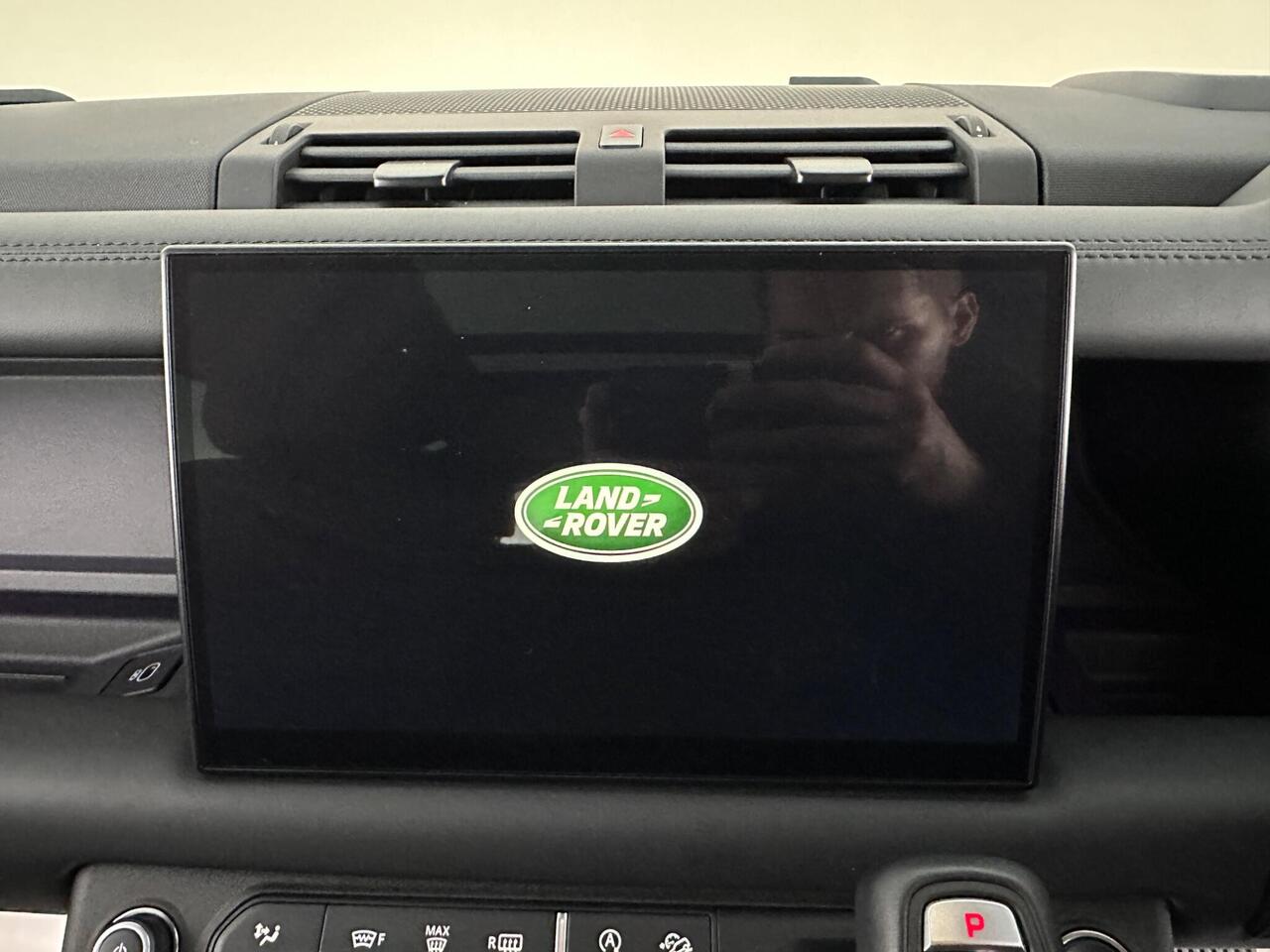 Land Rover Defender 110 KW74MTU