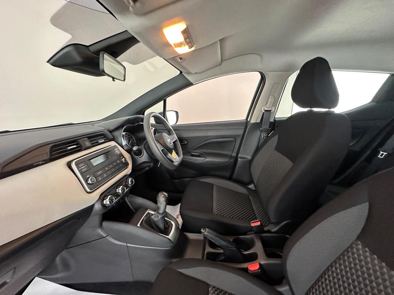 Nissan Micra YC22CZV