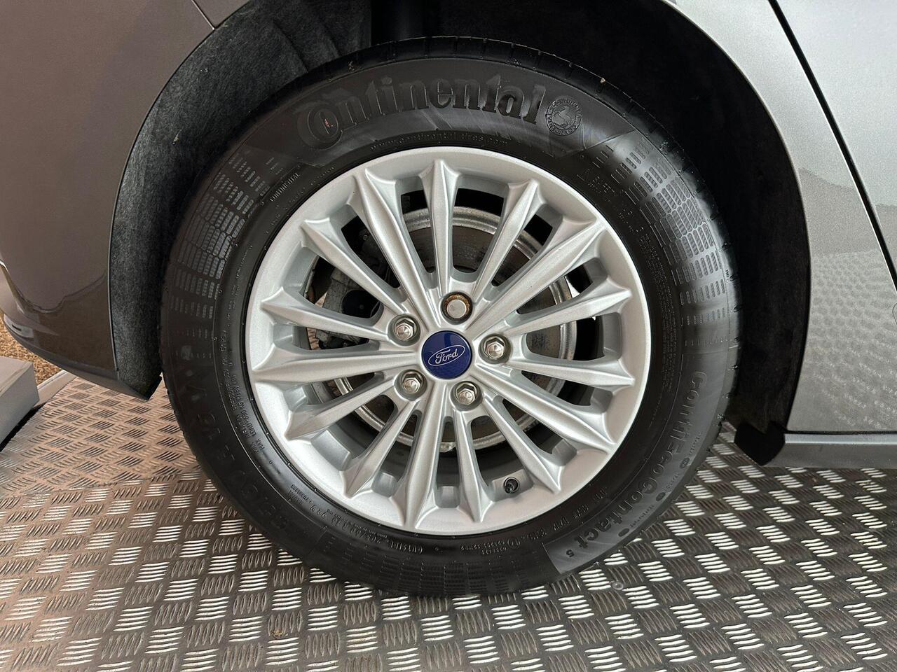 Ford Focus KW69ZVB