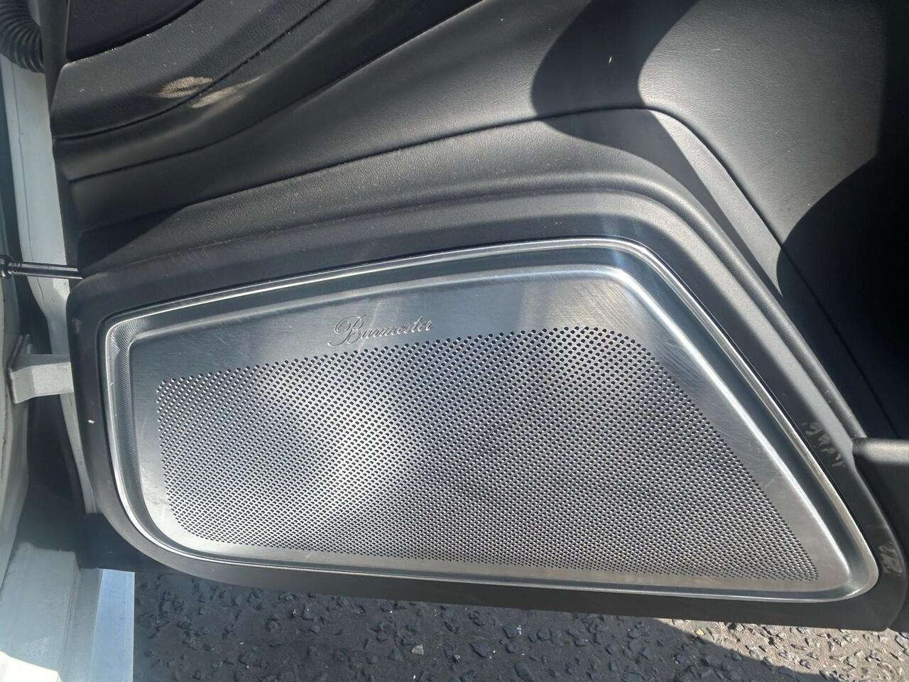 Porsche Panamera MK68WYM