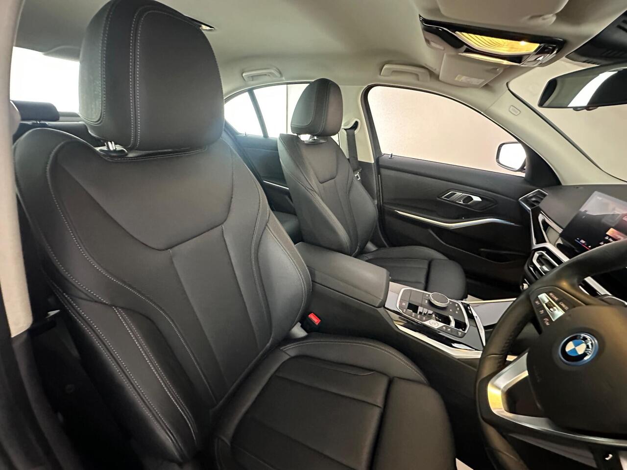 BMW 3 Series LC73GXV