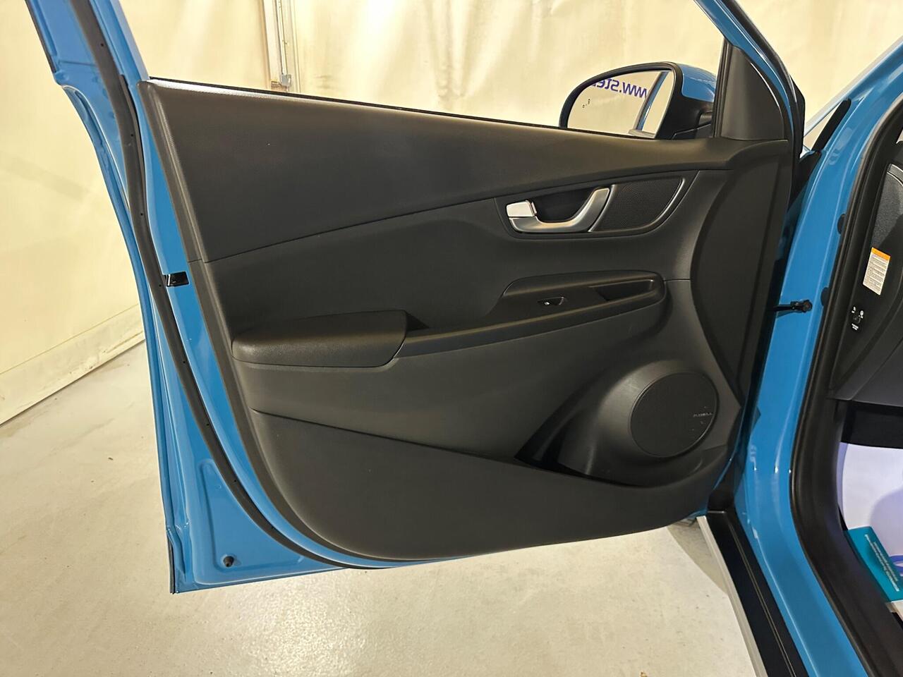 Hyundai KONA CA22BUE
