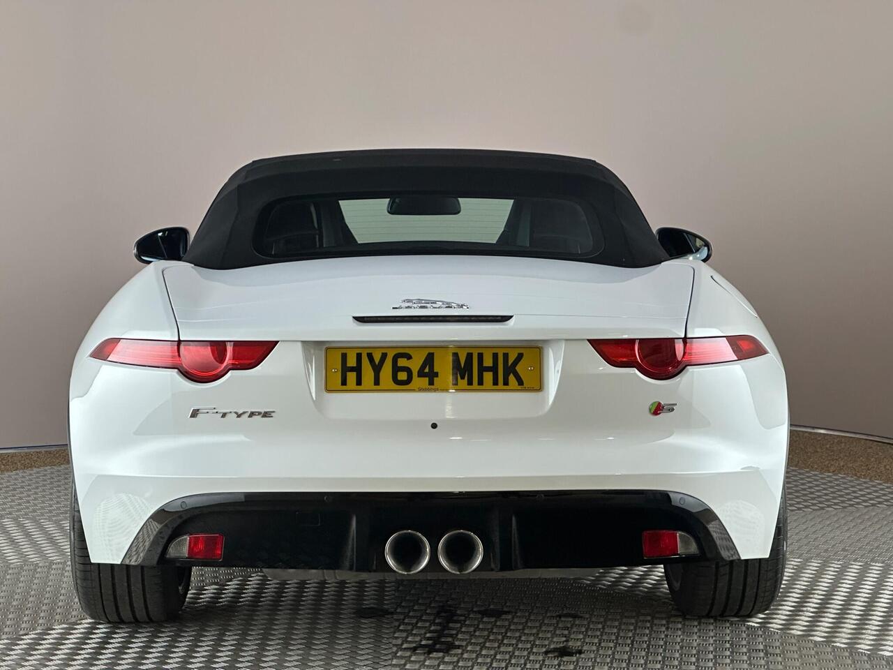 Jaguar F-Type HY64MHK