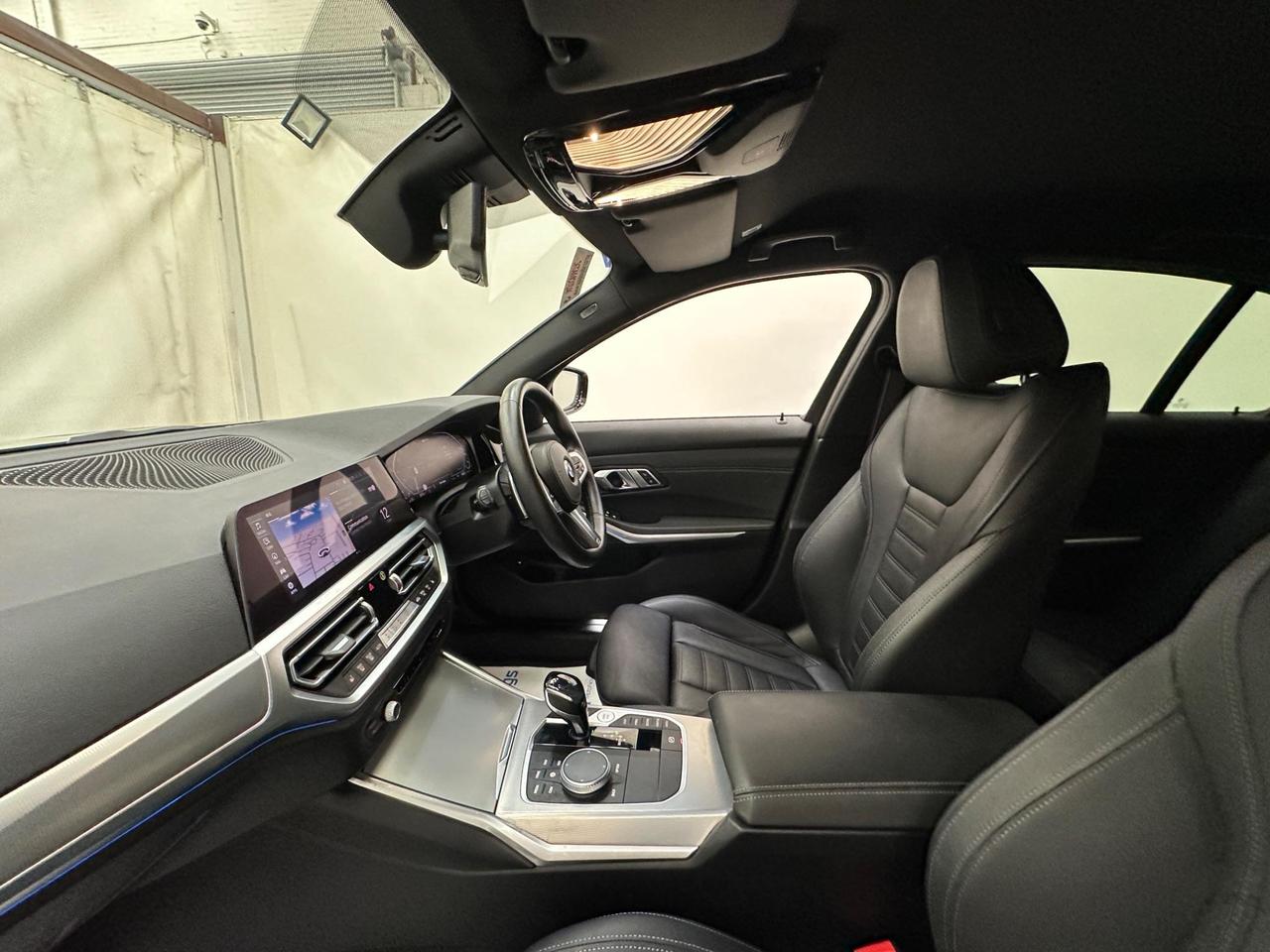 BMW 3 Series LL70OCR