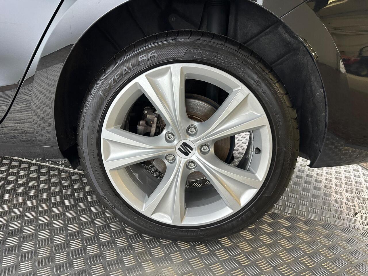SEAT Leon YO24KGG