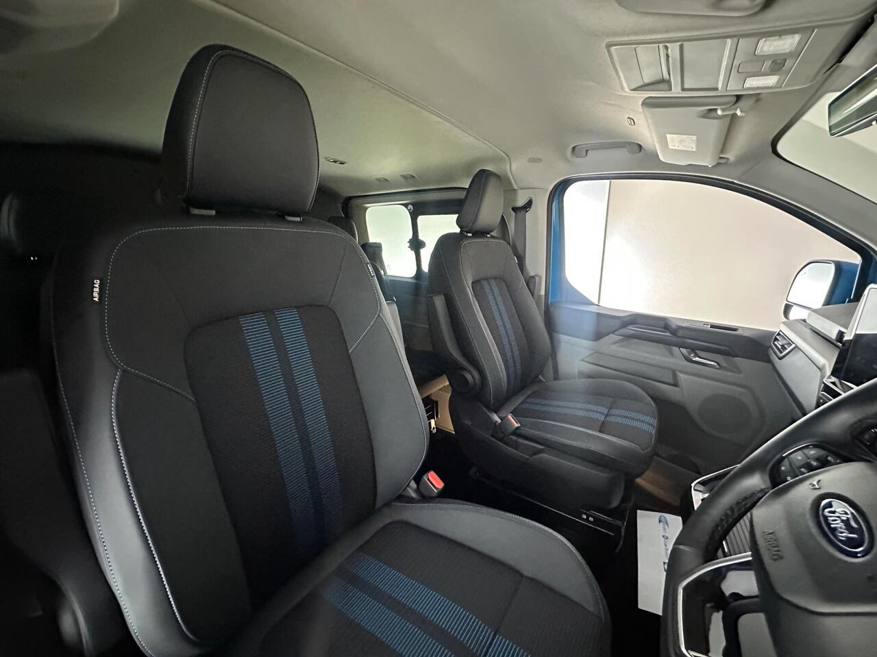 Ford E-Transit Custom AF74WKP