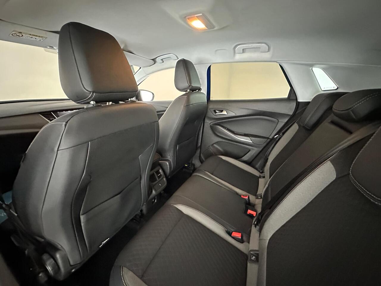 Vauxhall Grandland X DF21CBO
