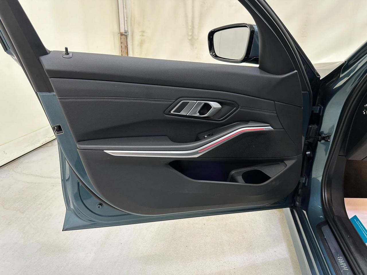 BMW 3 Series LM70MMF