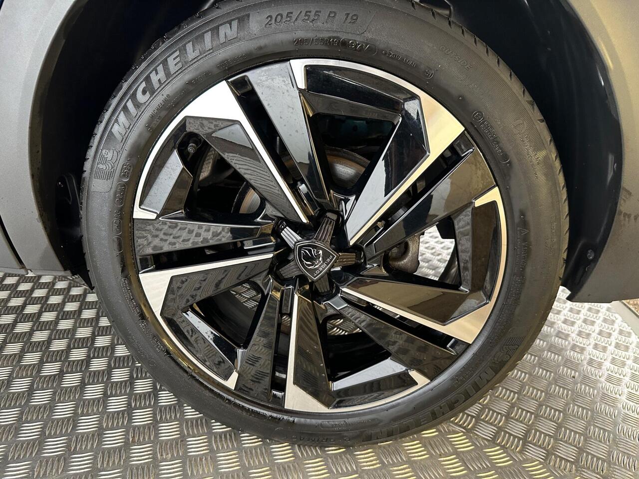 Peugeot 408 CV23FTJ