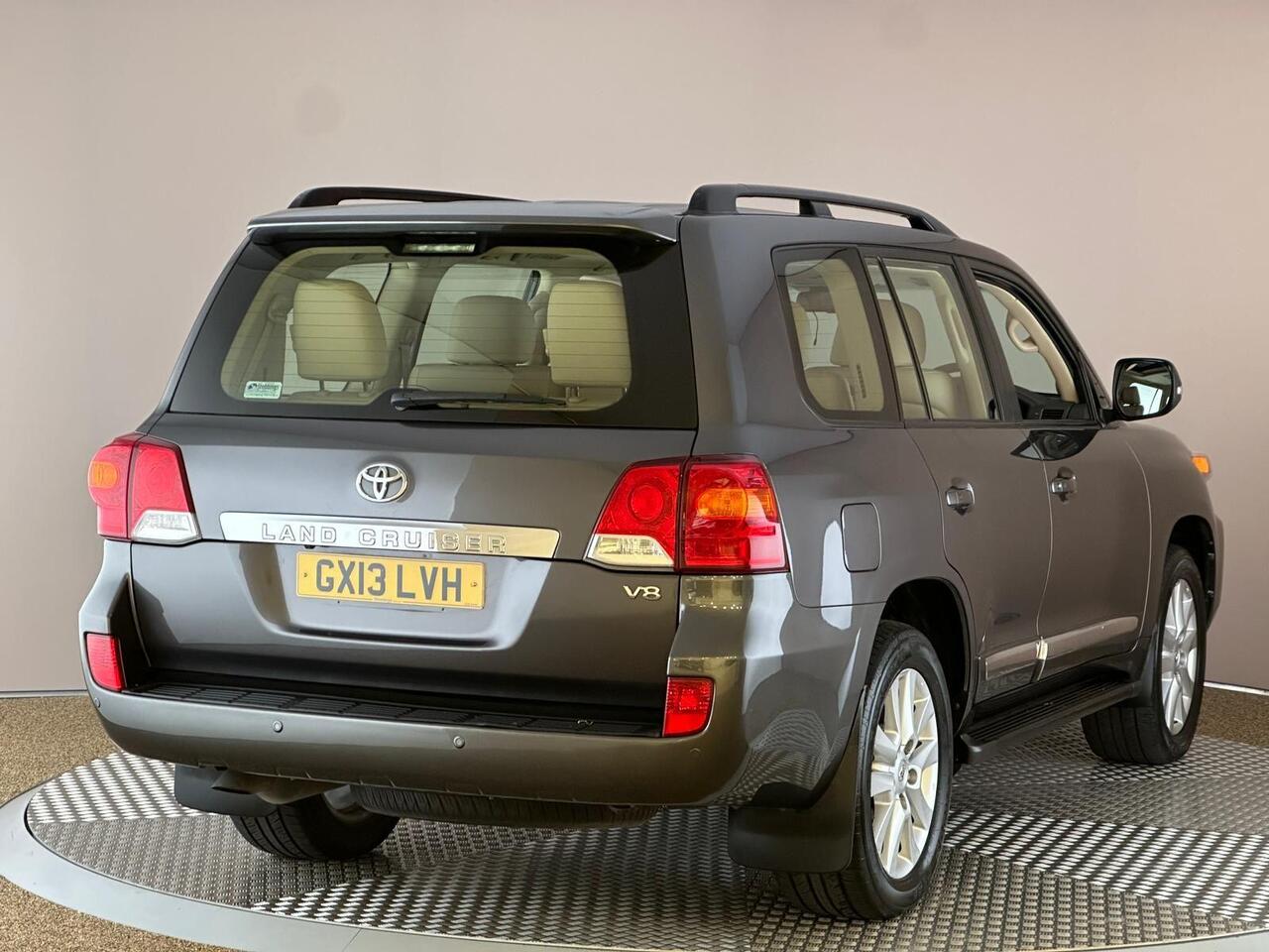 Toyota Land Cruiser GX13LVH