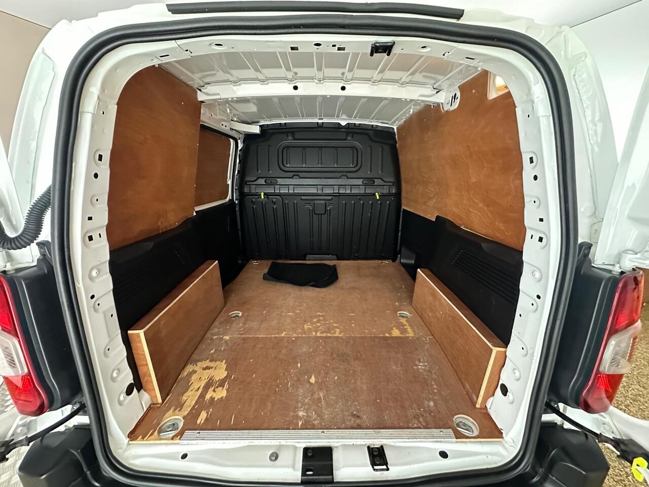 Citroen Berlingo LF69RNY