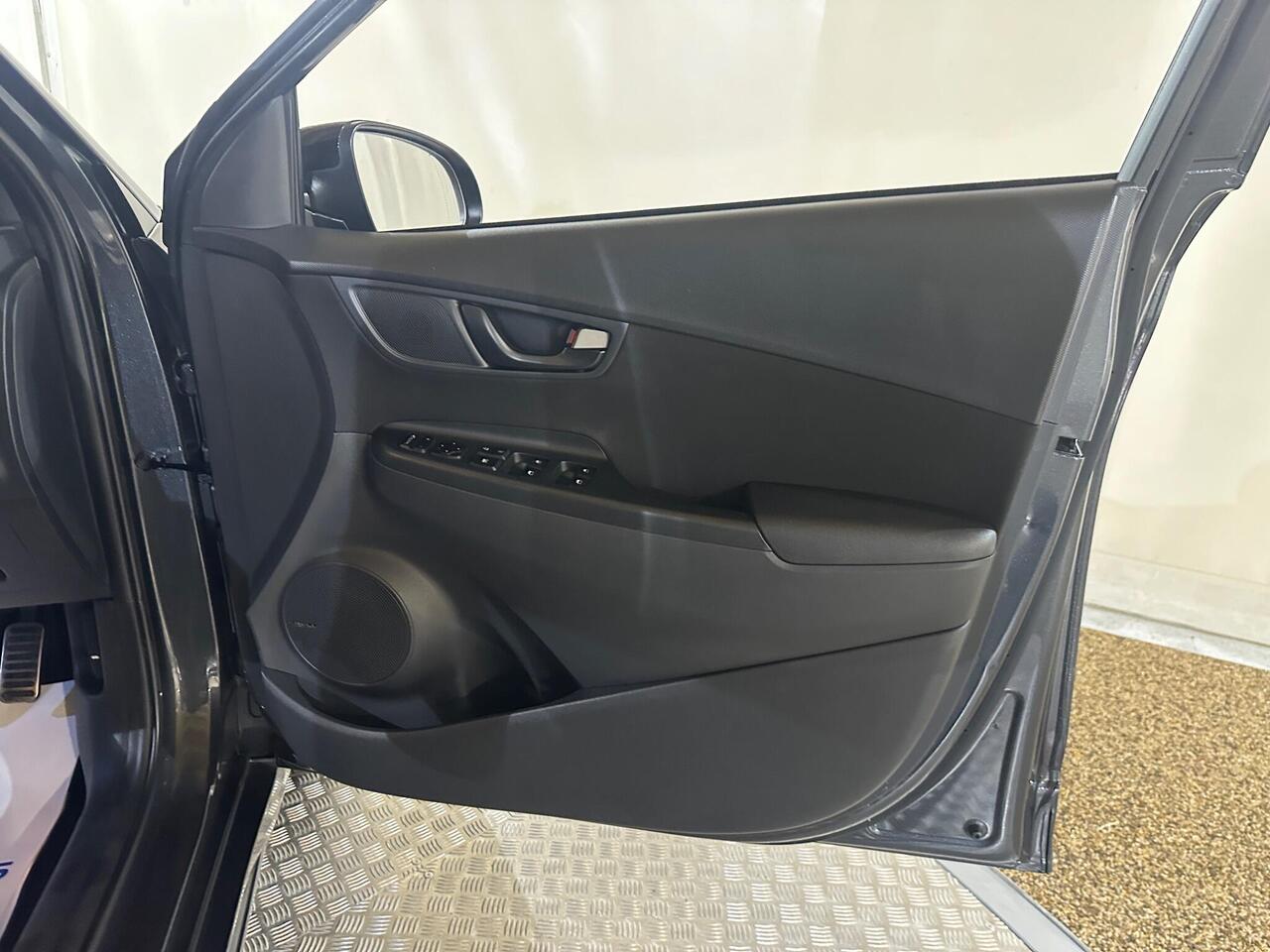 Hyundai KONA DV22YVP