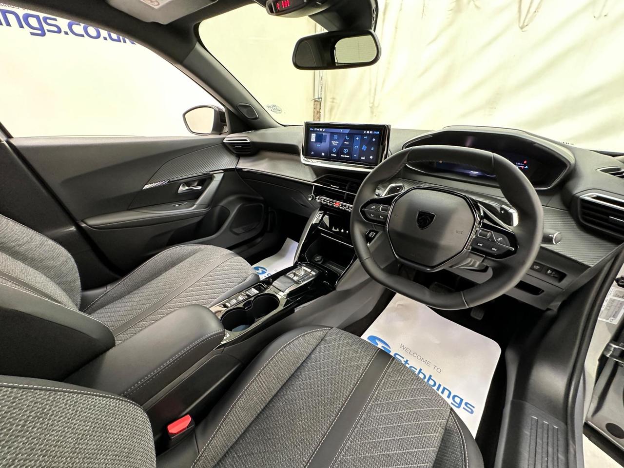 Peugeot 2008 AF73DWW