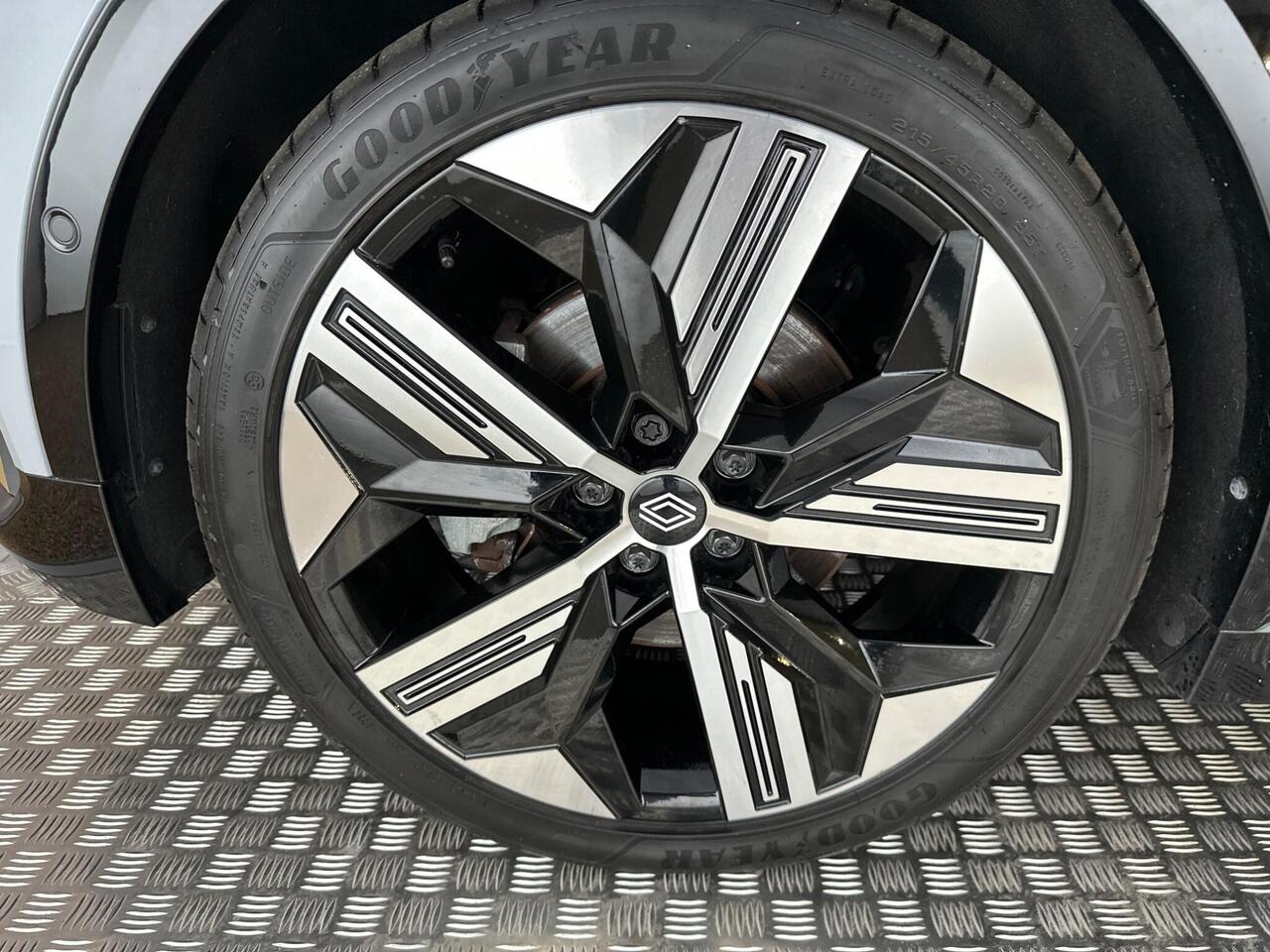 Renault Megane E-Tech LV73WWB