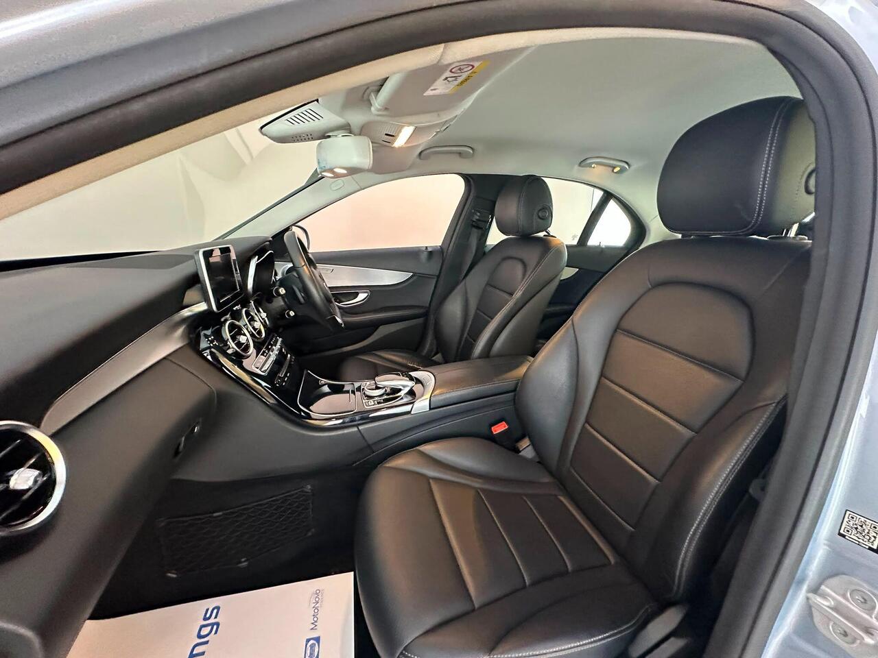 Mercedes-Benz C Class NL64GGX