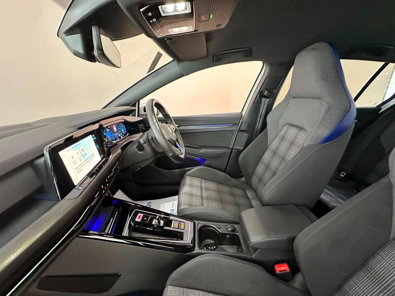Volkswagen Golf BD72KTA