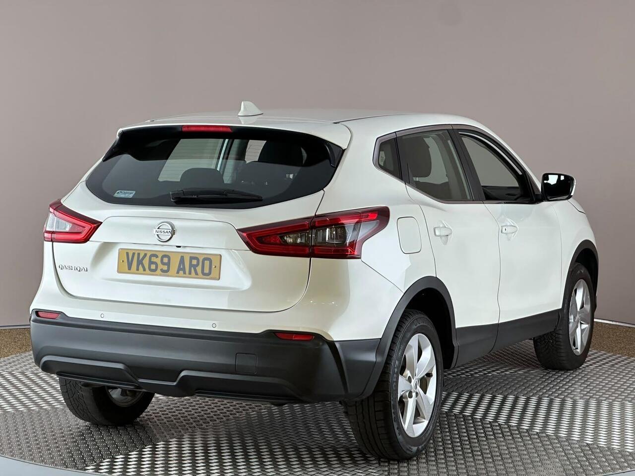 Nissan Qashqai VK69ARO