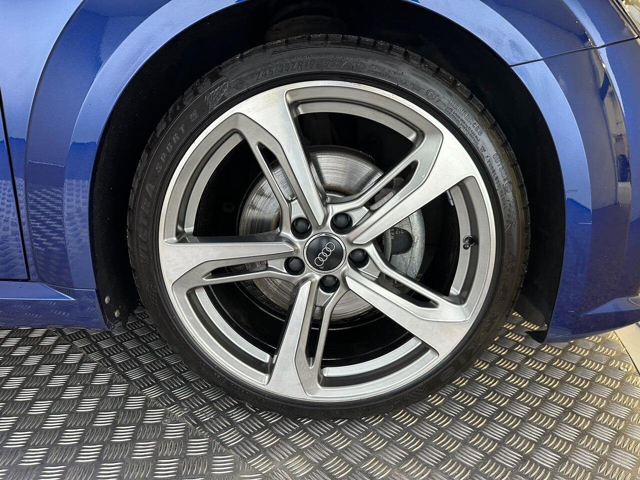Audi TT SR15EYT