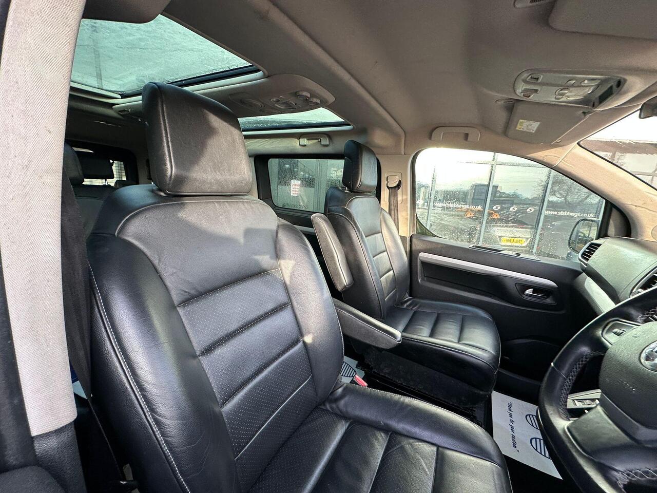 Vauxhall Vivaro Life Electric DA71MXC