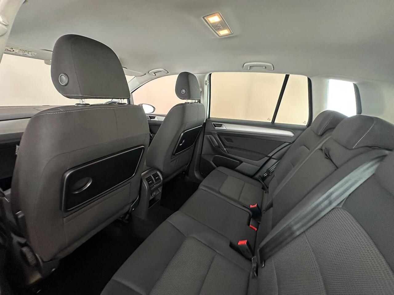 Volkswagen Golf SV GJ16KYG
