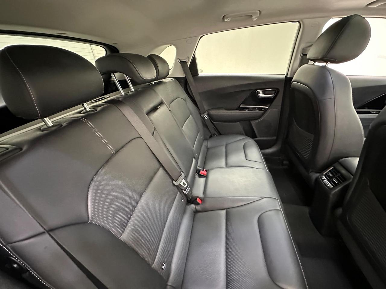 Kia Niro WN69JFA