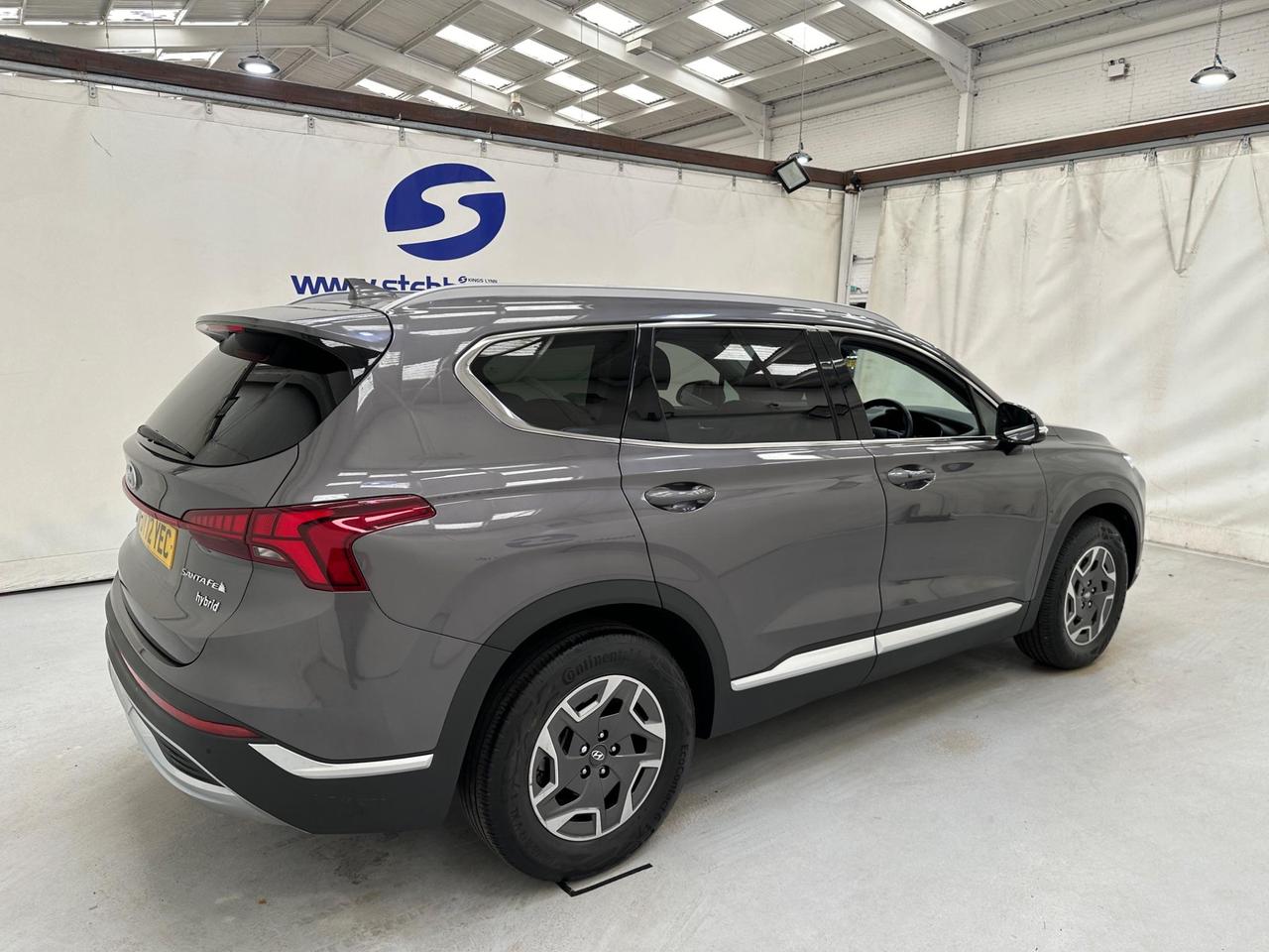 Hyundai Santa Fe DY72YEC