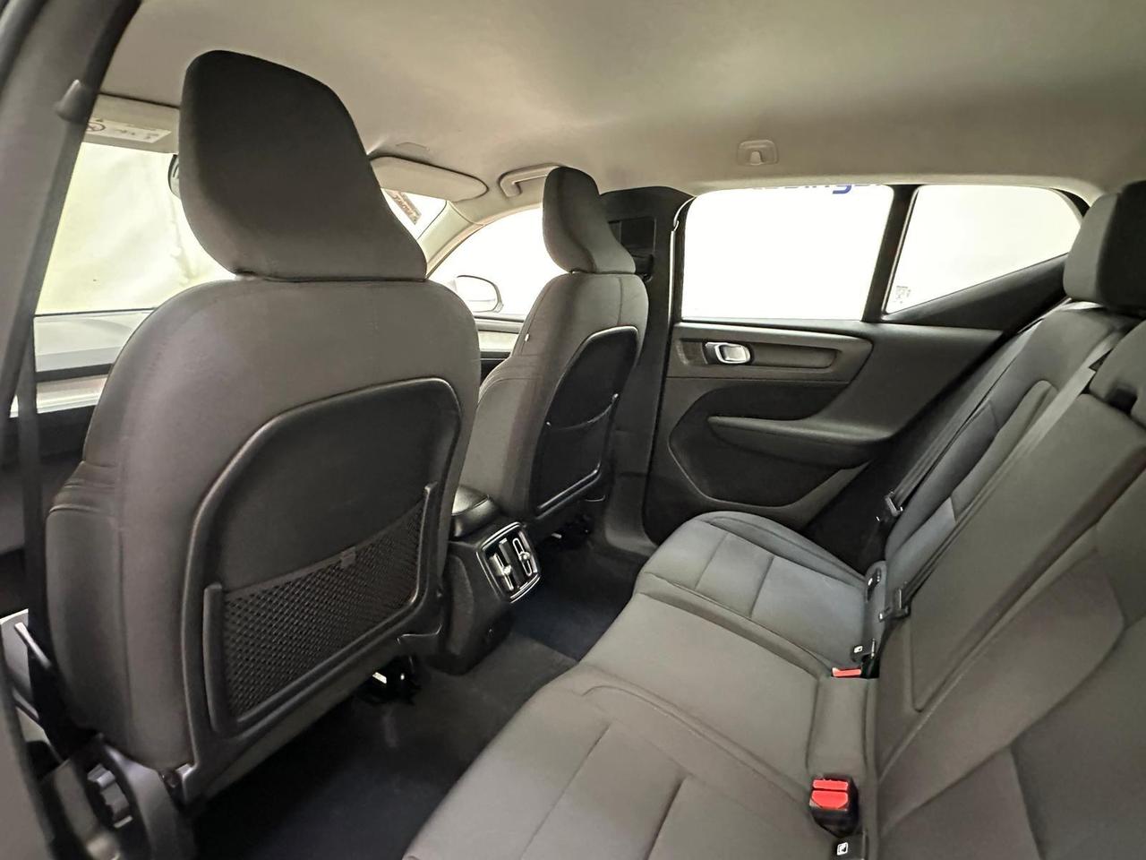 Volvo XC40 YM70FWV