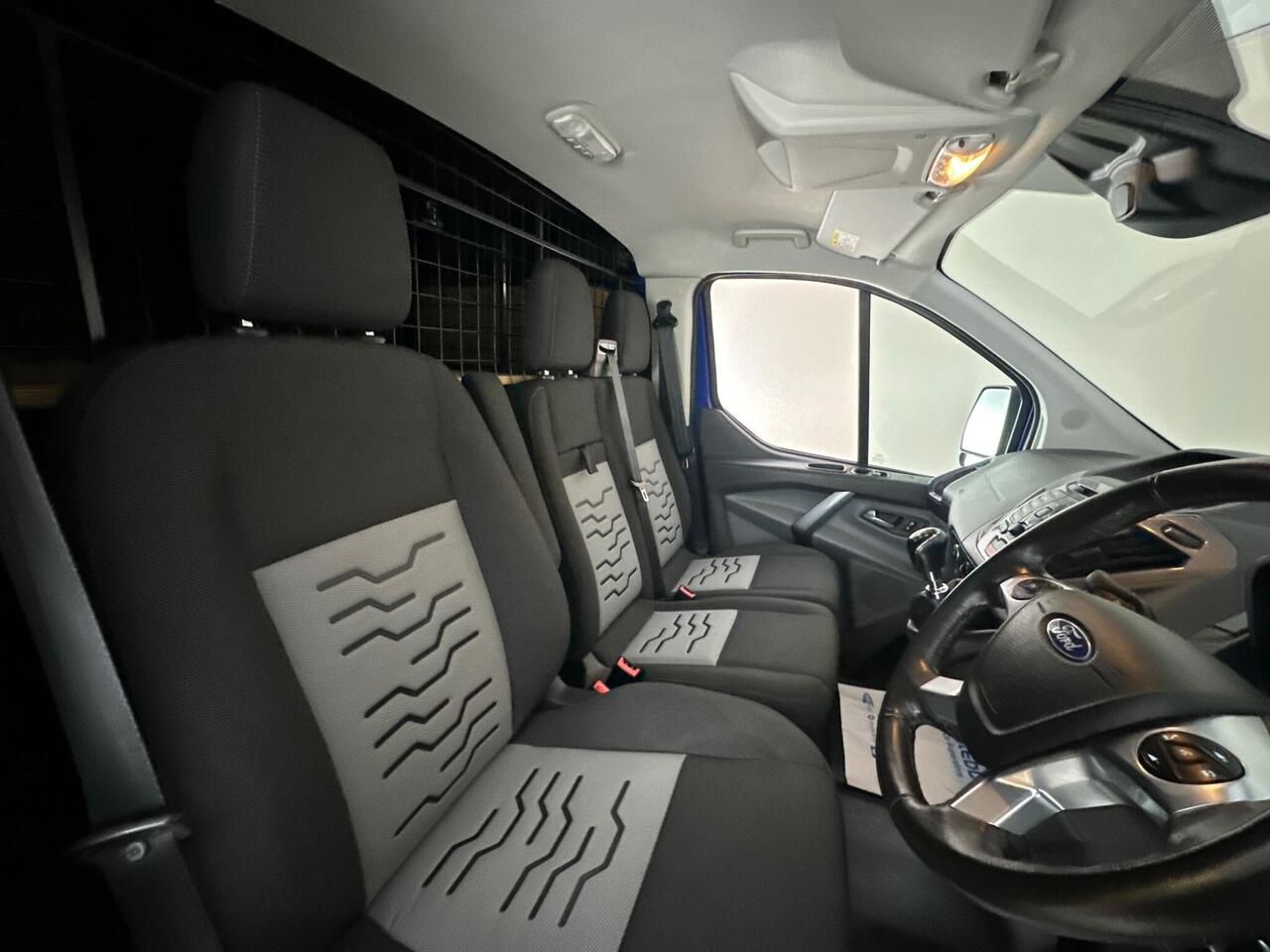 Ford Transit Custom CY67CYV