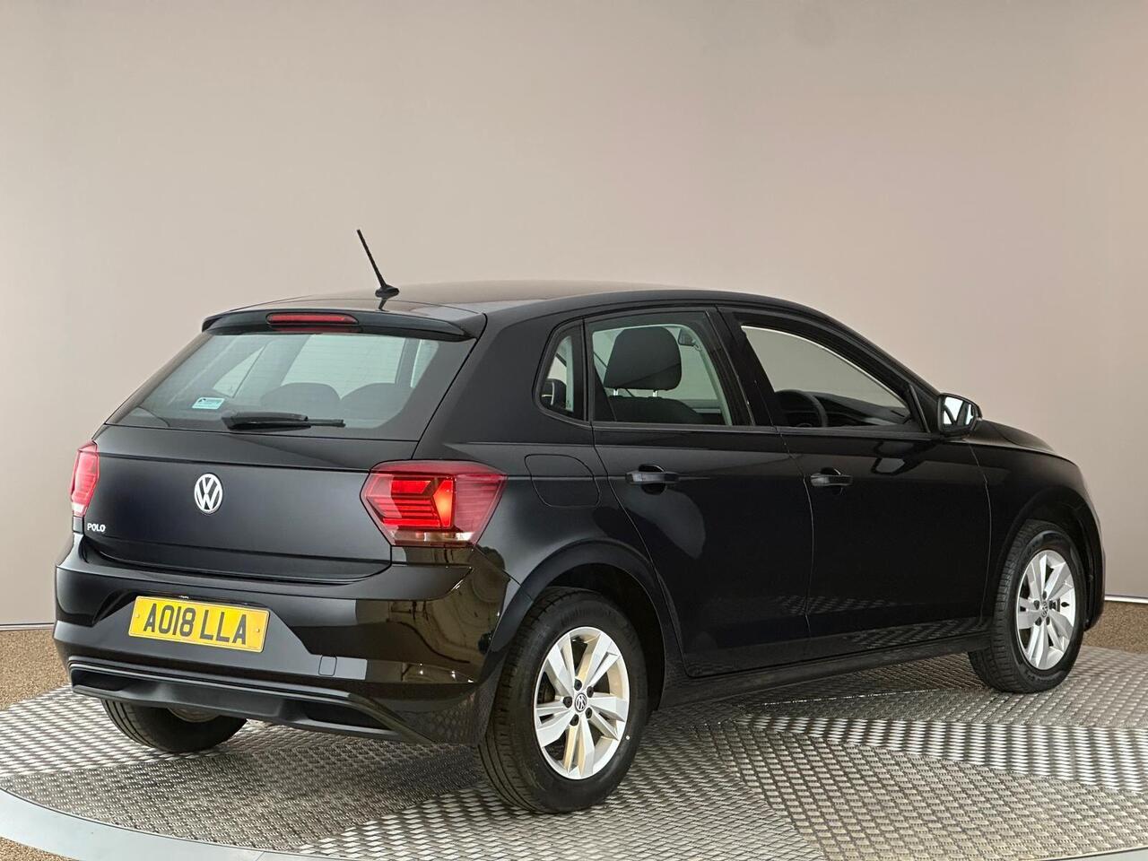 Volkswagen Polo AO18LLA